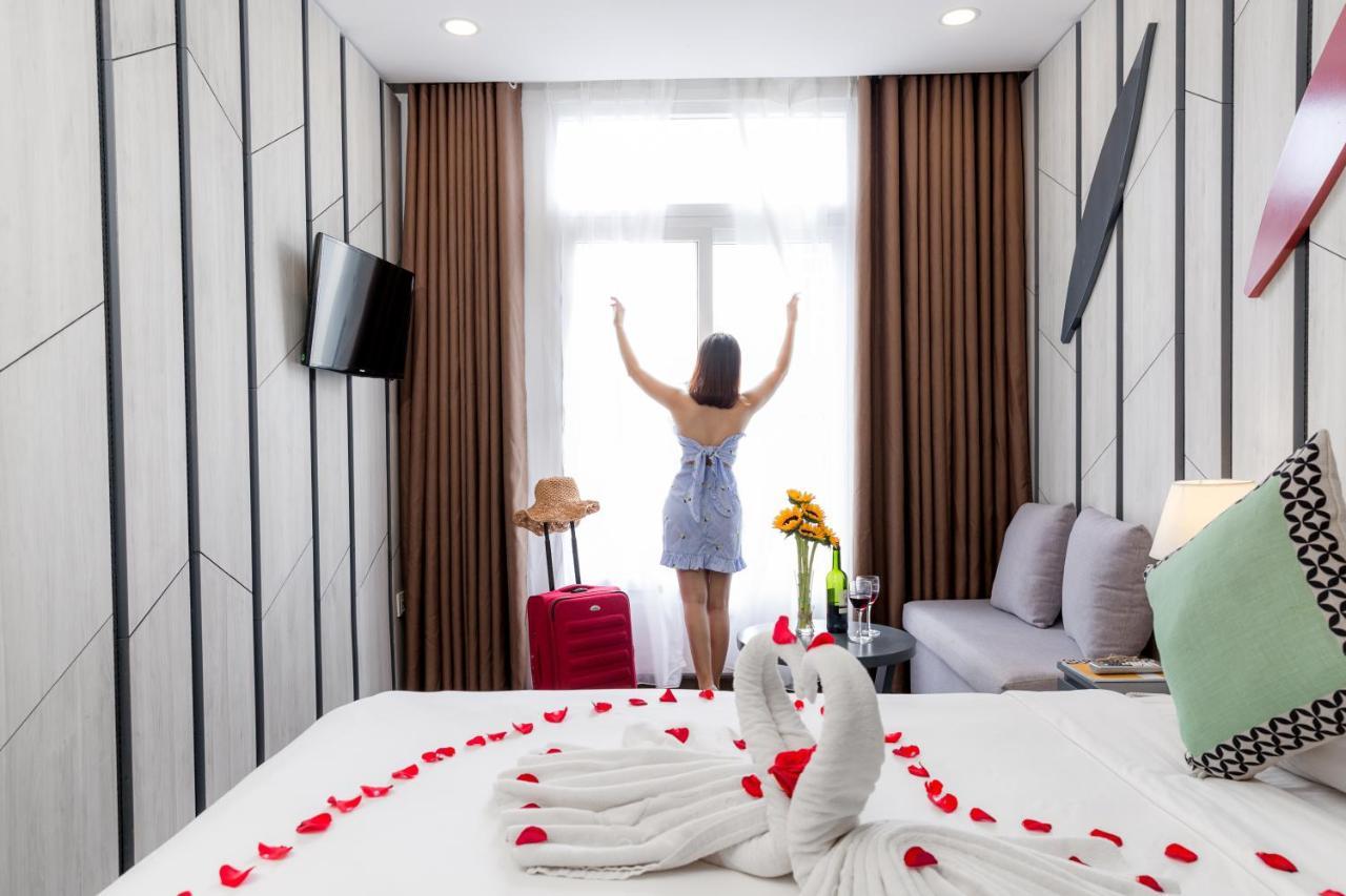 Le House Boutique Hotel - 100M To The Beach Da Nang Exteriör bild