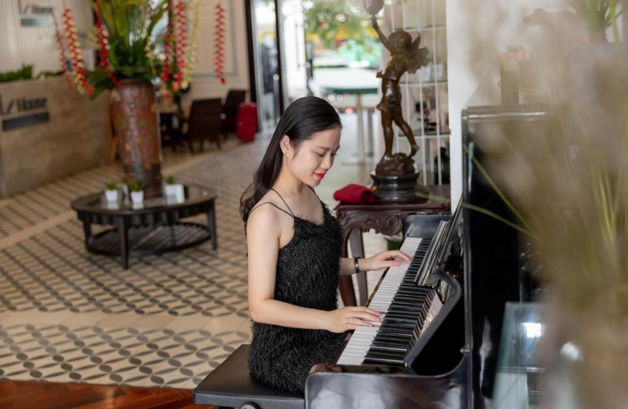 Le House Boutique Hotel - 100M To The Beach Da Nang Exteriör bild