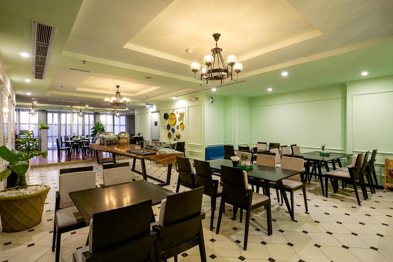 Le House Boutique Hotel - 100M To The Beach Da Nang Exteriör bild
